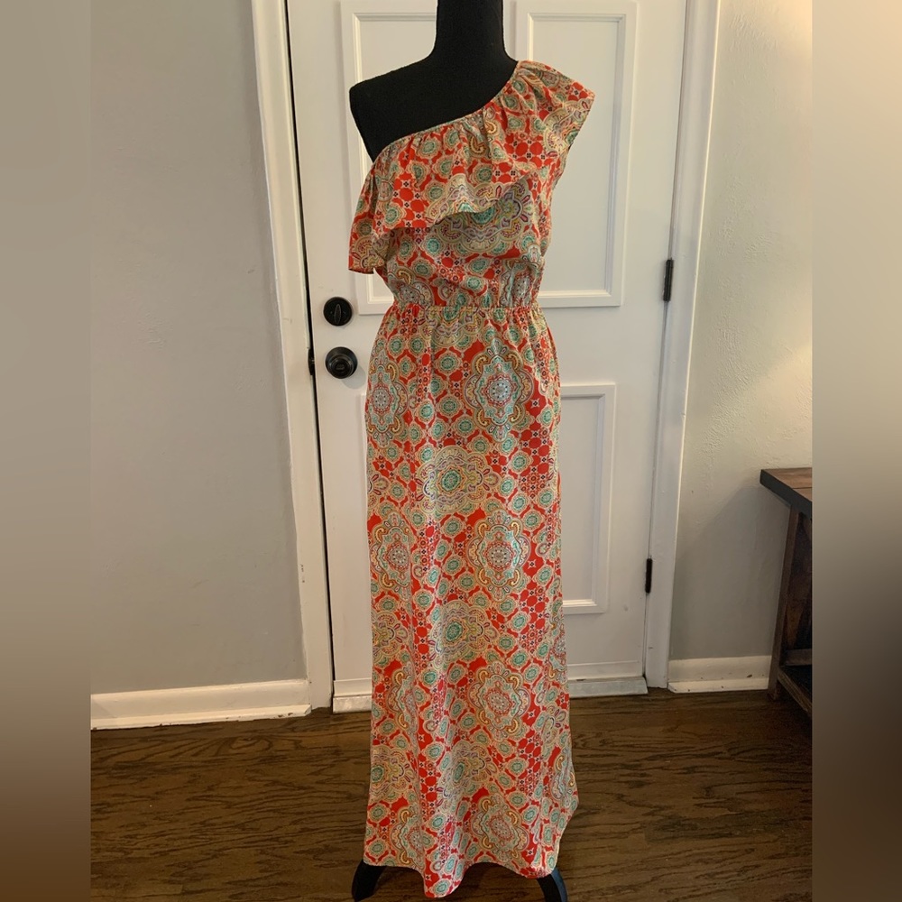 Gianni Bini Medallion Print One Shoulder Dress